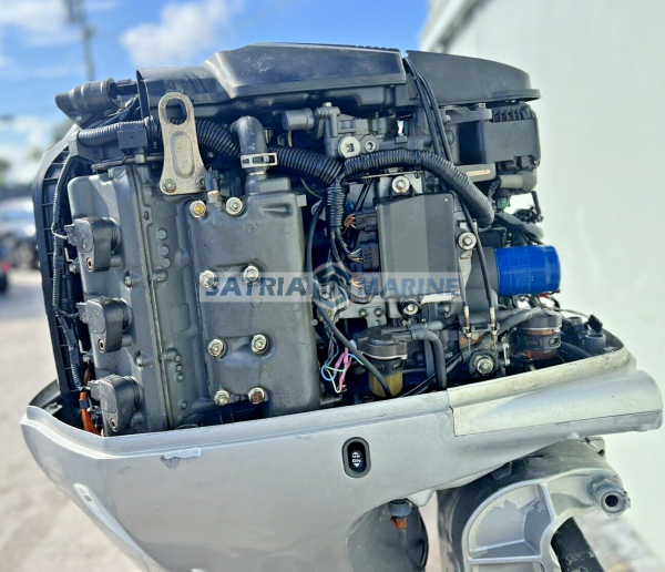 2002 Honda 200HP Outboard Motor 4 Stroke 25″ Shaft - Image 7