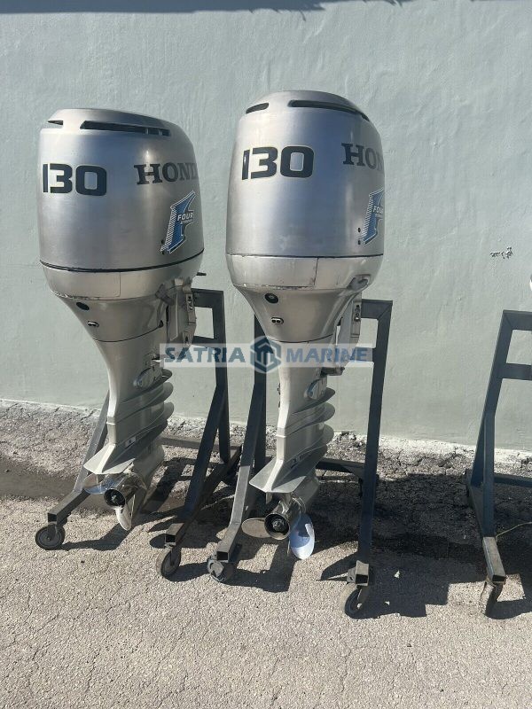 2002 Pair Honda 130HP Outboard Motor 4 Stroke 25" Shaft - Image 3