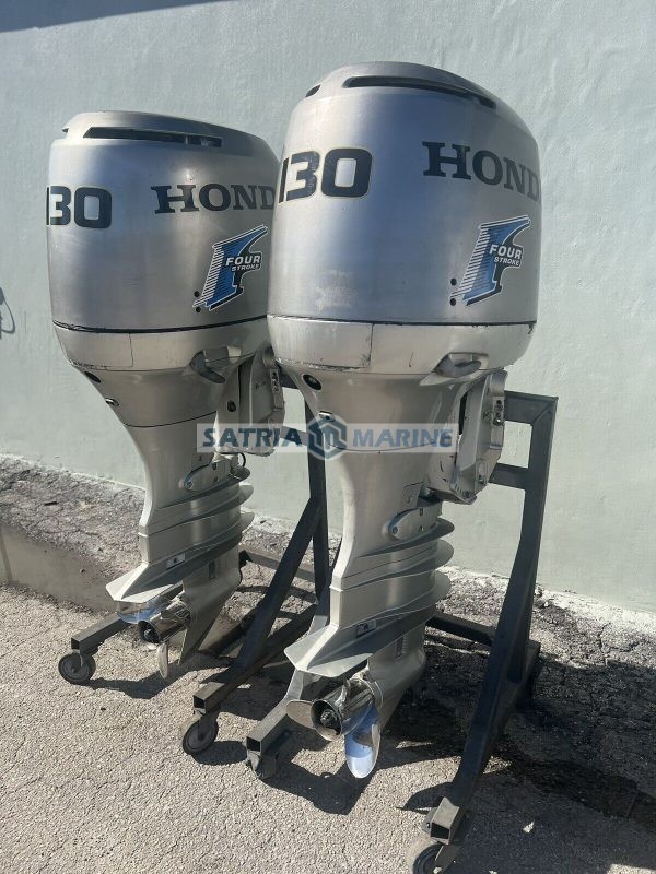 2002 Pair Honda 130HP Outboard Motor 4 Stroke 25" Shaft - Image 4