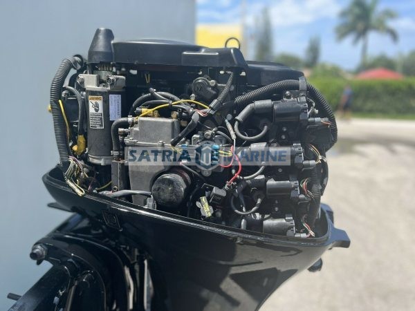2003 Mercury 40HP Outboard Motor Four Stroke 20" Shaft - Image 2