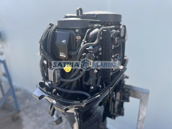 2003 Mercury 40HP Outboard Motor Four Stroke 20" Shaft - Image 5