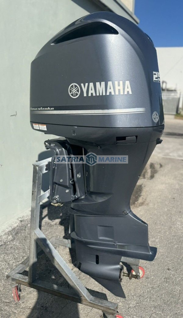 2019 Yamaha 250Hp Outboard Motor Four Stroke 30” Shaft - Image 6