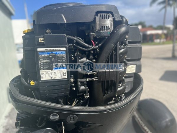2020 Mercury 150HP Outboard Motor 4 Stroke 25" Shaft - Image 3