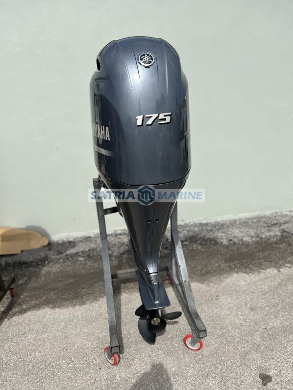 2021 Yamaha 175HP Outboard Motor 4 Stroke 25" Shaft