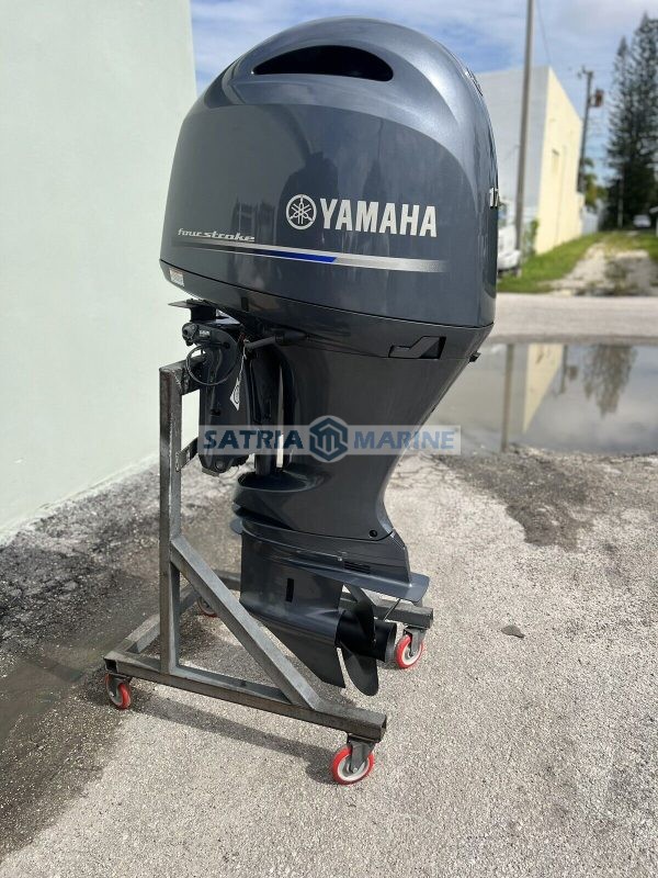 2021 Yamaha 175HP Outboard Motor 4 Stroke 25" Shaft - Image 6