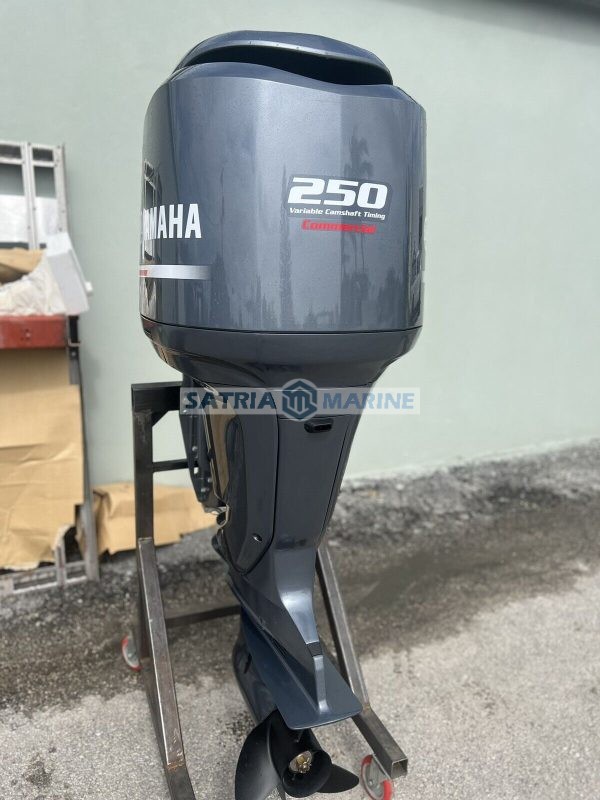2021 Yamaha 250HP Outboard Motor 4 Stroke 25" Shaft