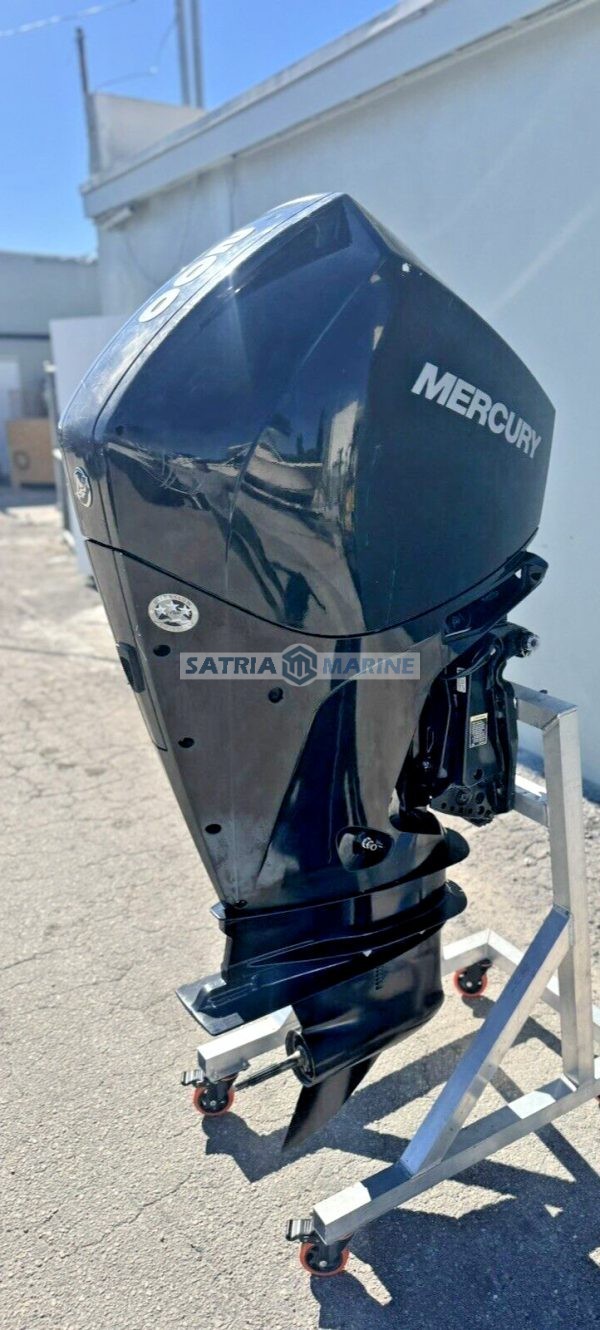 2022 Mercury 200HP Outboard Motor 4 Stroke 25” Shaft - Image 3
