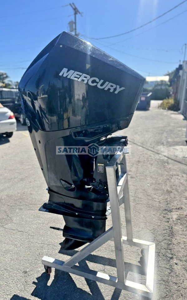 2022 Mercury 200HP Outboard Motor 4 Stroke 25” Shaft - Image 4