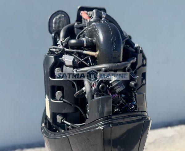 2022 Mercury 200HP Outboard Motor 4 Stroke 25” Shaft - Image 7
