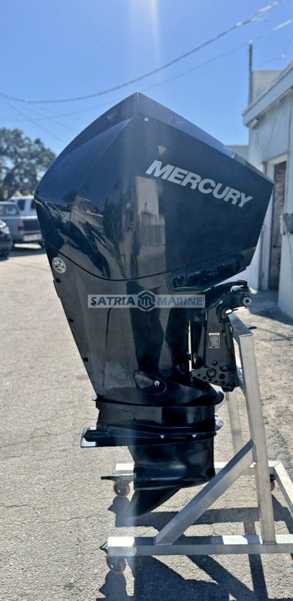 2022 Mercury 200HP Outboard Motor 4 Stroke 25” Shaft - Image 8