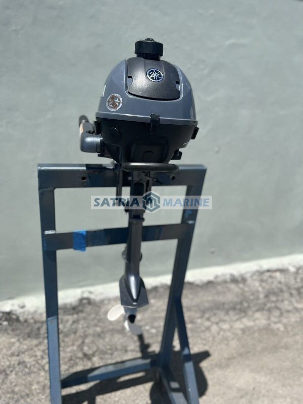 2022 Yamaha 2.5HP Outboard Motor 4 Stroke 15" Shaft - Image 4