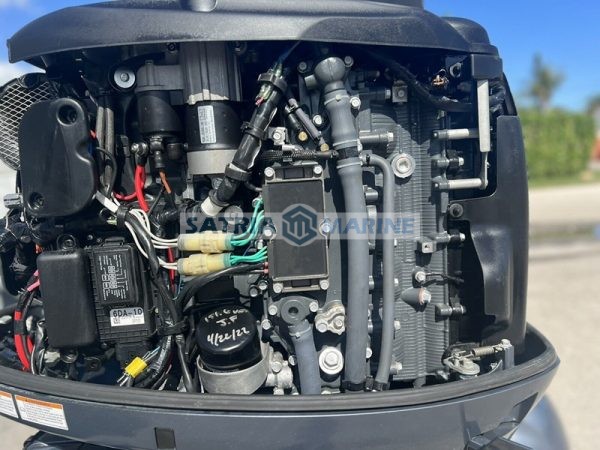 2017 Yamaha 200 HP 4-Stroke Outboard Motor - Image 4