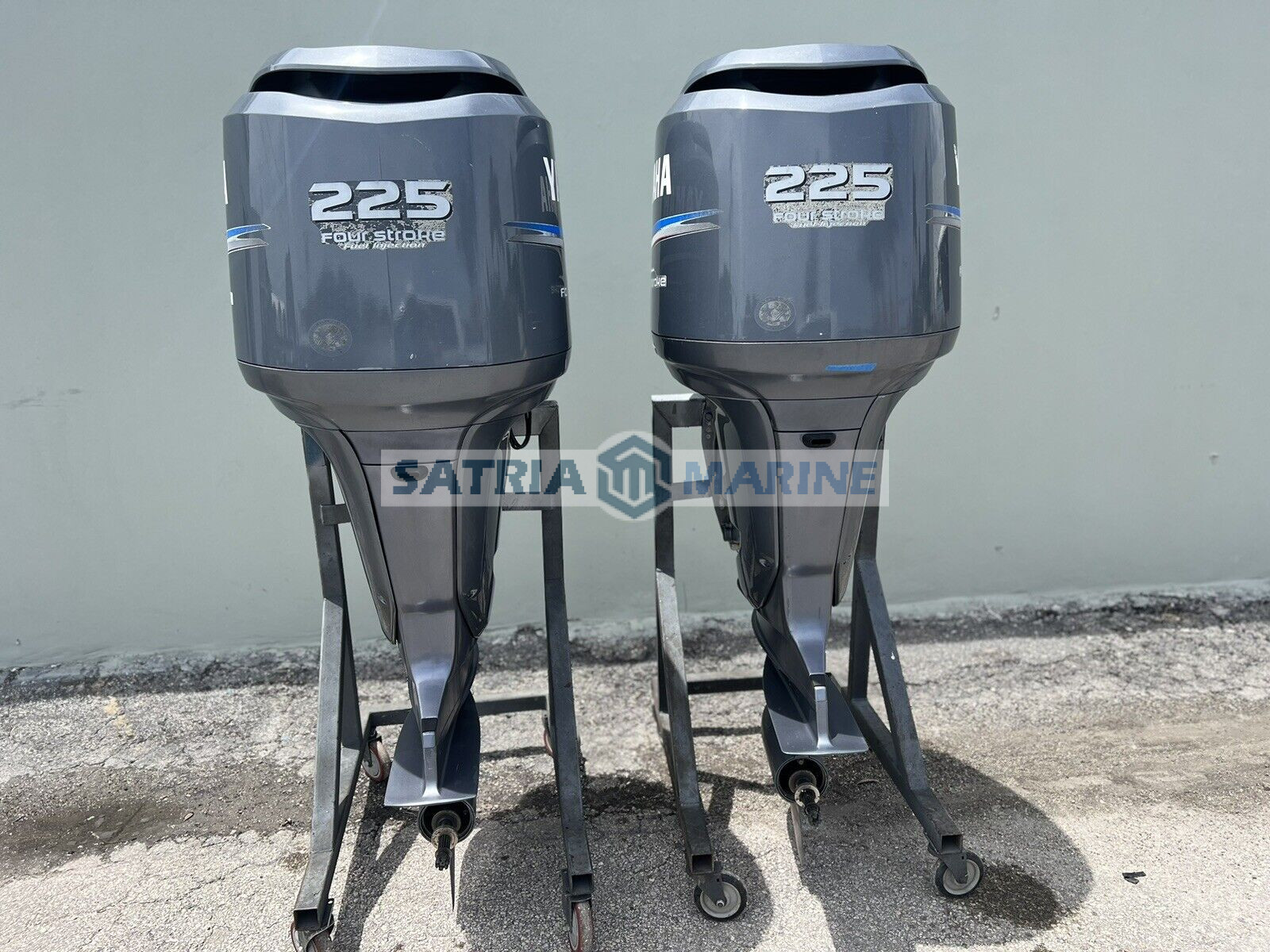 2004 225HP PAIR Yamaha Four Stroke Outboard Motor