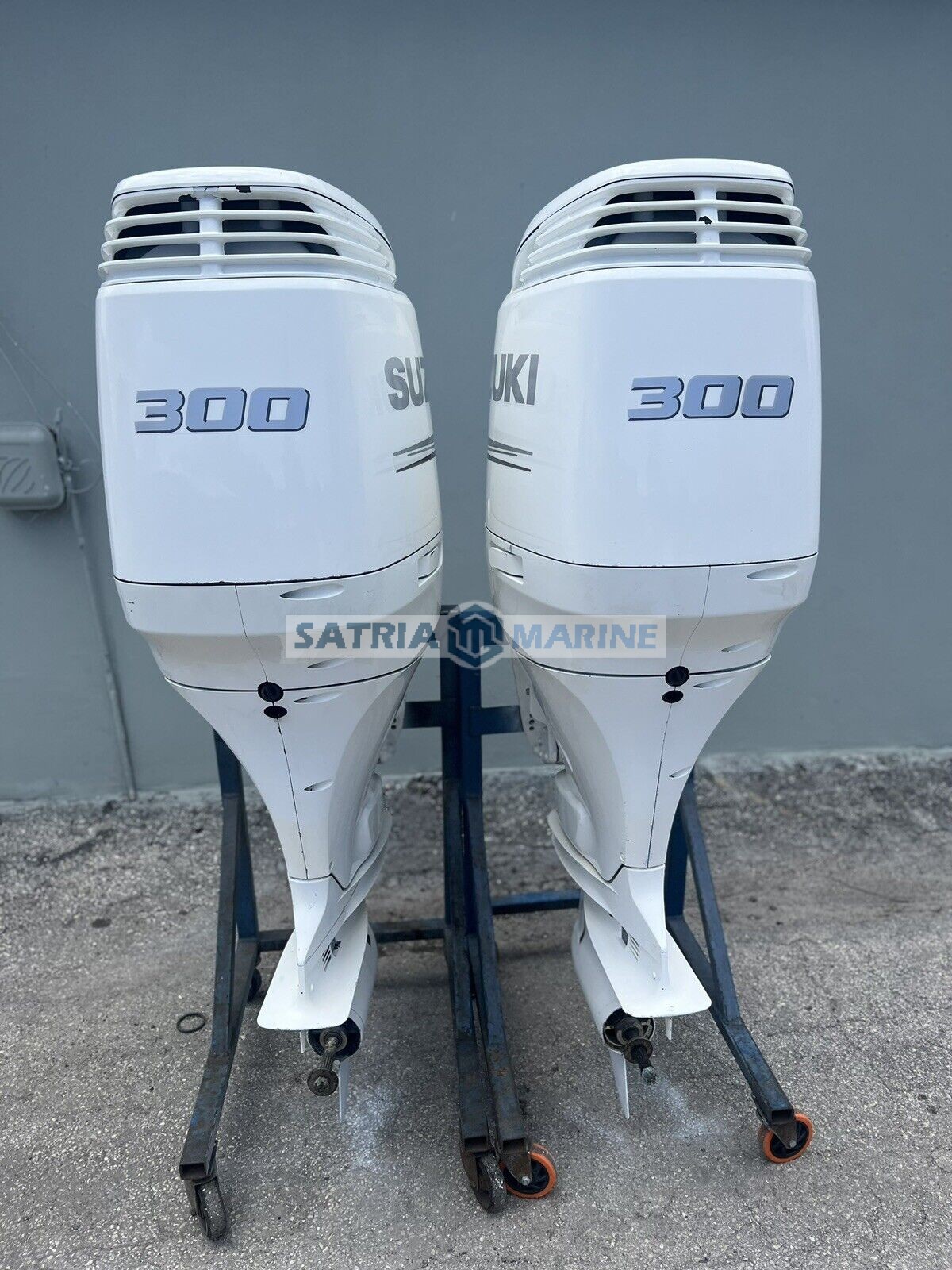 2008 PAIR Suzuki 300HP Four Stroke Outboard Motor