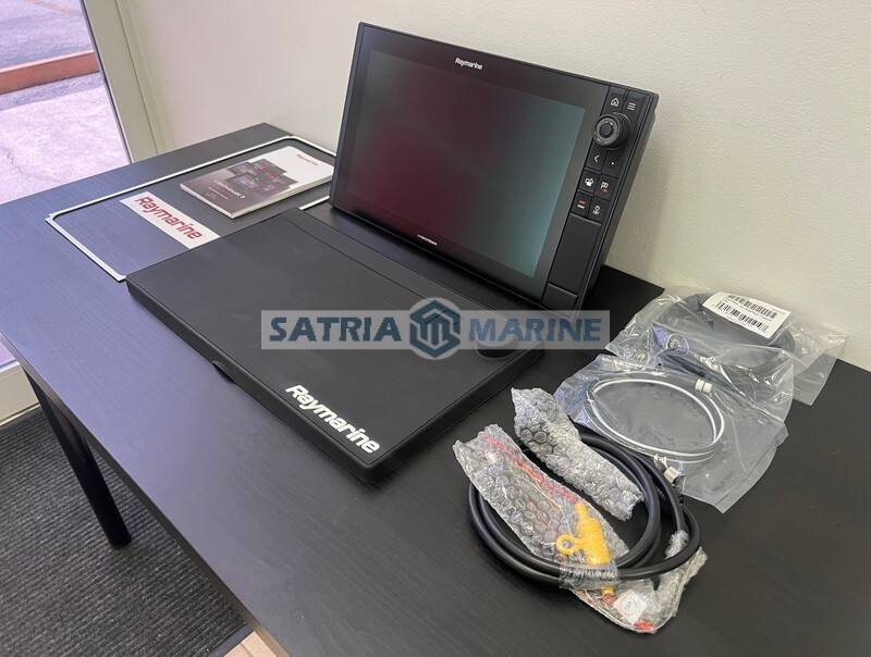 Raymarine Axiom Pro 16 RVX Multifunction Display