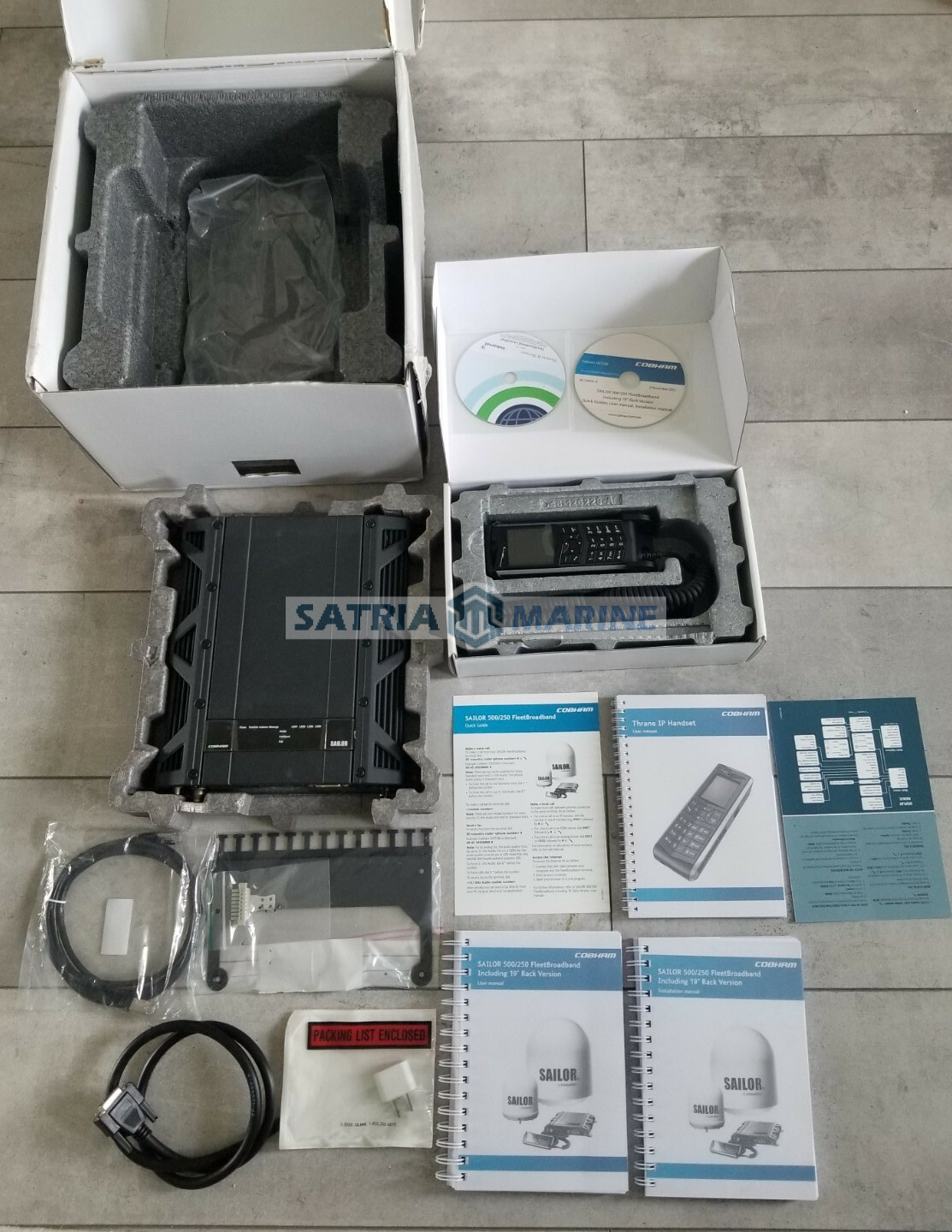 SAILOR 250 Fleet broadband BDU and Handset